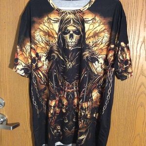 COPY - Unbranded men’s yellow & black skull shirt xxl